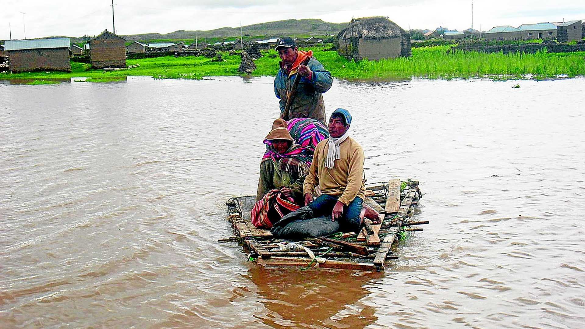 Temporada de lluvias causa inundaciones en Puno
