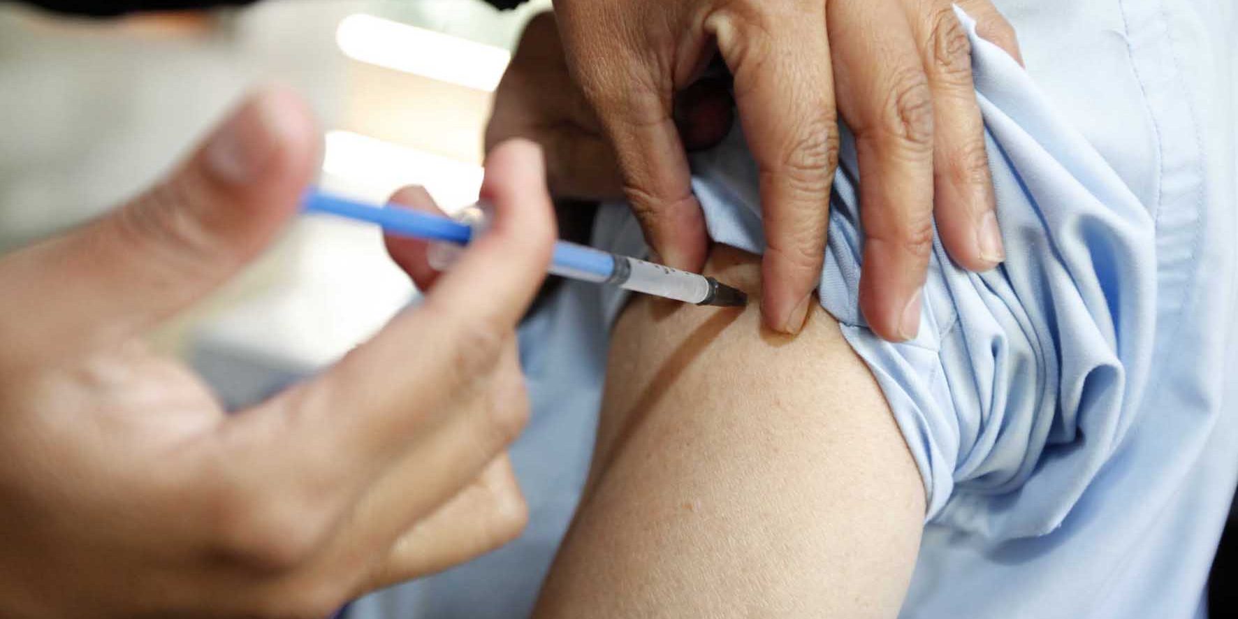 China aprueba en humanos ensayos de una vacuna contra el covid-19 cultivada en células de insectos