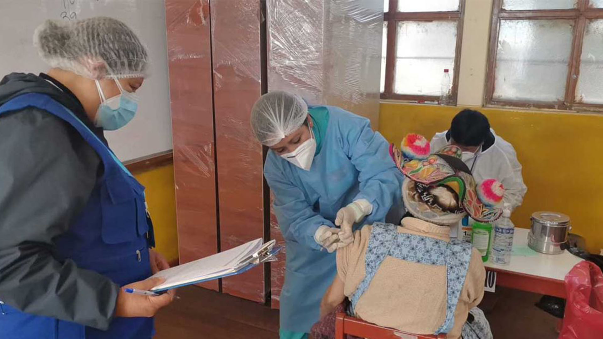 Vacunación en centros de salud rurales