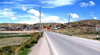 Carretera Puno - Desaguadero