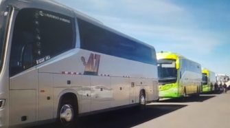 Buses turísticos estuvieron varados en la ruta Lampa- Cabanillas