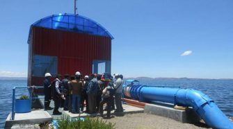 Captación de agua potable en el sector Chimu