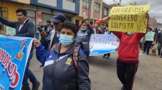 Comerciantes protestan en Puno