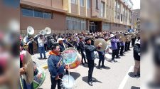 Bandas de músicos salieron a protestar exigiendo la renuncia de Dina Boluarte