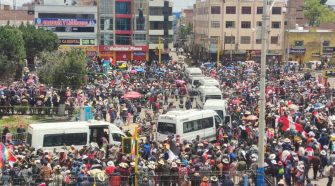 Ciudadanos de la región Puno viajan a Lima