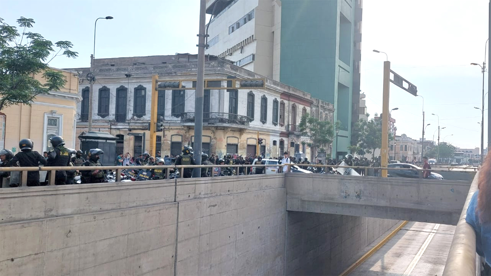 Delegaciones de Puno fueron detenidos por la policía en la ciudad de Lima