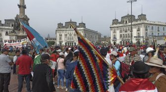 Lamentan actitudes de racismo y escasa empatía a manifestantes que viajan desde provincias a Lima