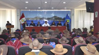 Autoridades y pobladores de Huancané se reúnen para la creación de la Red de Salud de Putina