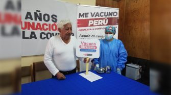 Invocan a la población vacunarse con la nueva dosis bivalente