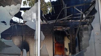 Personas inescrupulosas incendiaron las instalaciones de un criadero de trucha