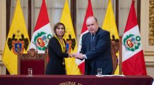 JNJ abre investigación a Patricia Benavides por condecoración de Rafael López Aliaga