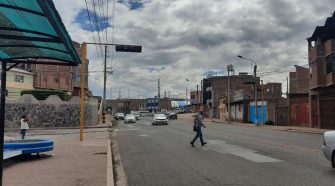 Semáforo en el barrio Chejoña