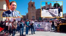 docentes y estudiantes se movilizan exigiendo respecto a los terrenos