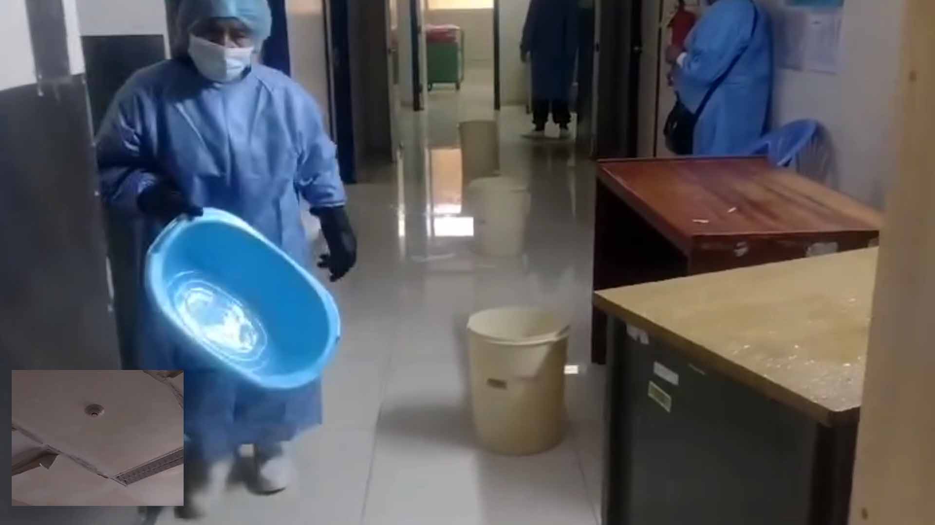 Hospital Carlos Monge Medrano de la ciudad de Juliaca por fuertes filtraciones de lluvias