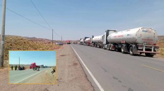 Transportistas bloquean la carretera Binacional