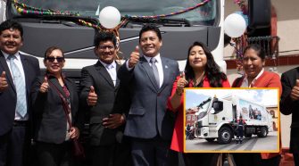 Alcalde de Puno entrega dos compactadoras