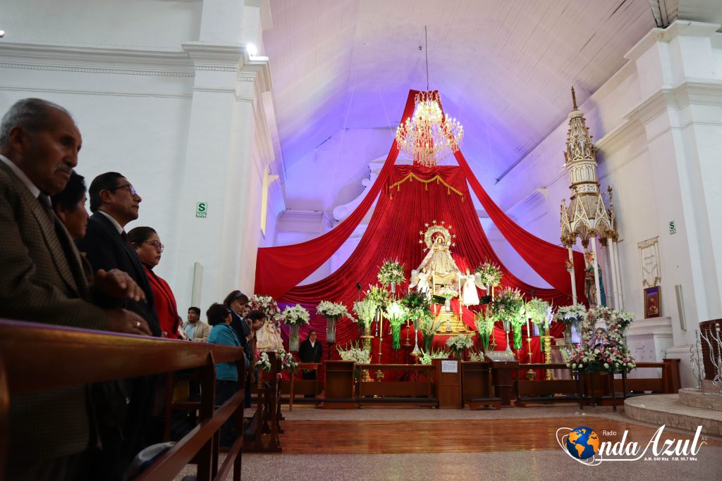 Fotos: Primera misa de novena en honor a la Virgen de la Candelaria ...