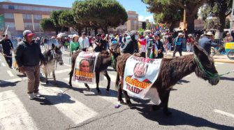Parlamentarios del departamento de Puno recibieron críticas de manifestantes