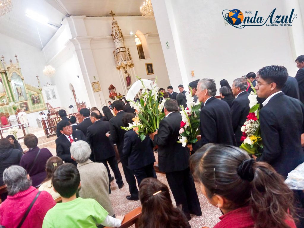 Fotos: Cuarta misa de novena en Honor a la Santísima Virgen de la ...