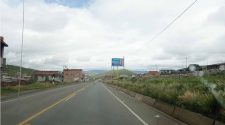 Carretera de Puno a Pichacani Laraqueri