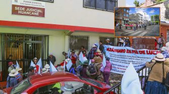 Movilización de pobladores de Azángaro