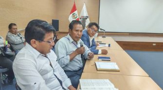 Reunión de alcaldes distritales de la región Puno