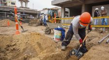 Trabajadores de construcción civil de Puno