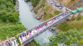 Puente carrozable en Boca San Gabán