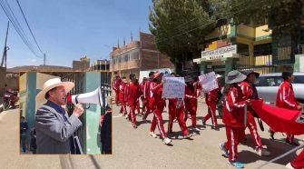 Estudiantes del Colegio Mariano Melgar de Ayaviri