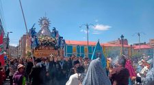 Procesión de la imagen de la Virgen María