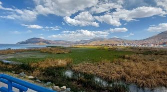 bahía interior del lago Titicaca de Puno