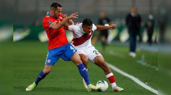 Perú enfrenta a Chile