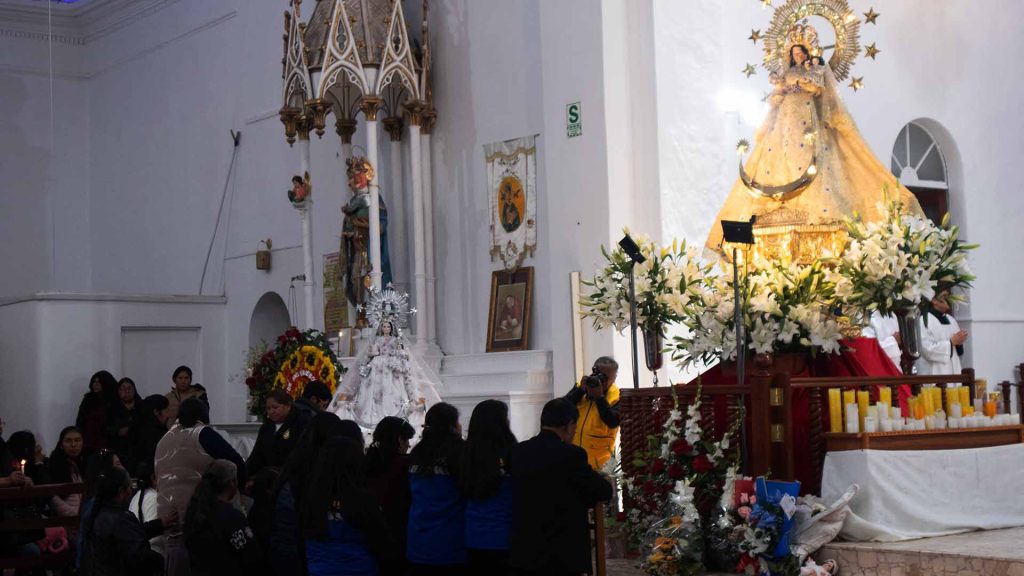 Galería de Fotos: Quinta Misa de Novena en Honor a la Santísima Virgen ...
