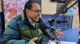 Docente universitario Américo Arisaca