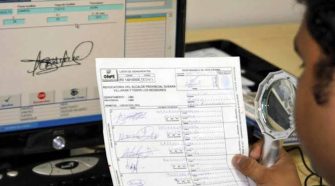 Escándalo de firmas falsas
