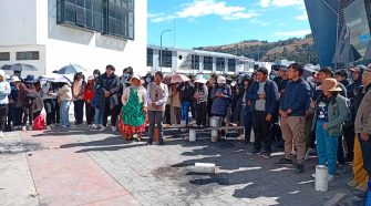 Padres de estudiante herida