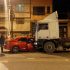 accidente entre taxi y tráiler