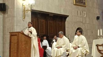 obispo de Ayaviri en Corpus Christi