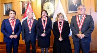 Aprueban tramitar denuncia constitucional contra Delia Espinoza y fiscales