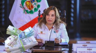 Aumento de sueldo de la presidenta Dina Boluarte