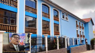 Colegio Glorioso San Carlos de Puno