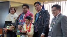 Premian a estudiantes por declamación poética