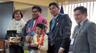 Premian a estudiantes por declamación poética