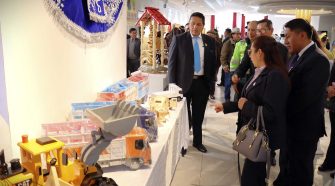 Reclusos comercializan sus productos