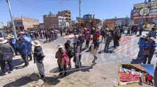 Docentes se movilizan