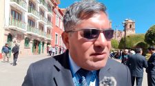 director de la Gran Unidad Escolar San Carlos de Puno