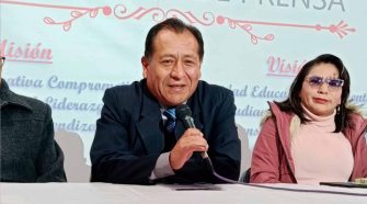 director del colegio Santa Rosa