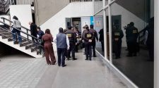 Agentes policiales y los fiscales