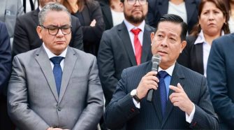 Eduardo Arana y Juan José Santiváñez