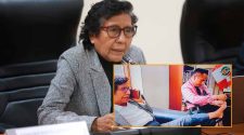 Asesor captado cortando uñas